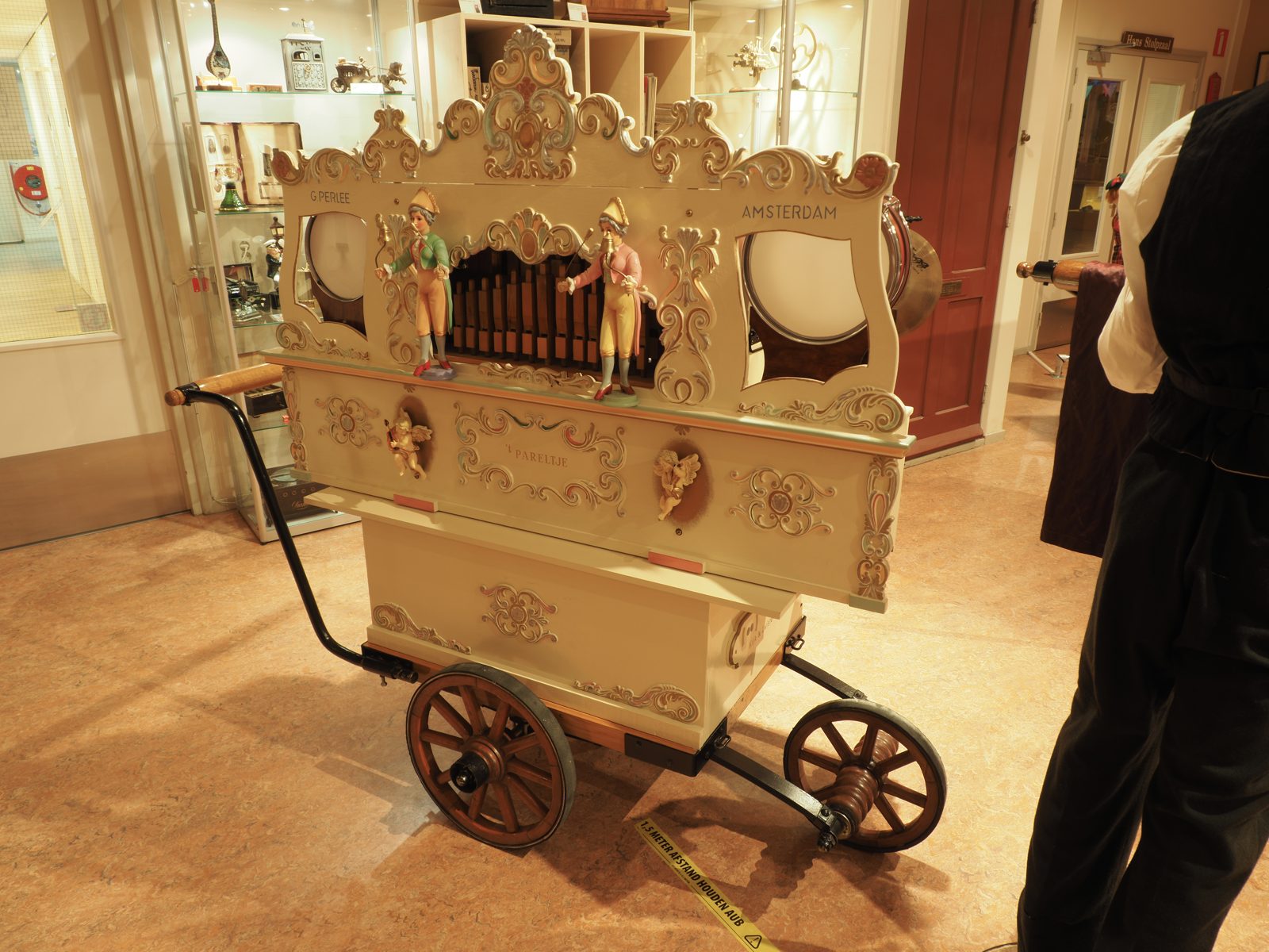 Figure 2 — A Perlee (Amsterdam) street organ of the rental tradition, the workshop that built, rented and maintained the city's draaiorgels